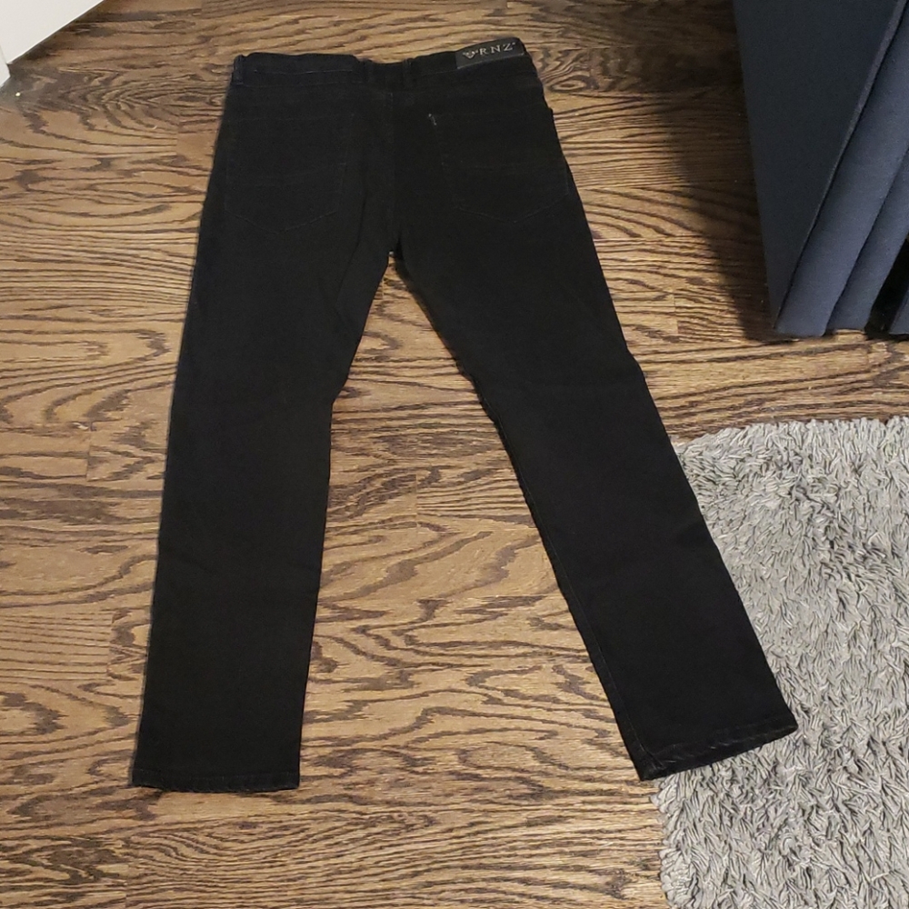 Skinny fit denim(comes w 2 pants)